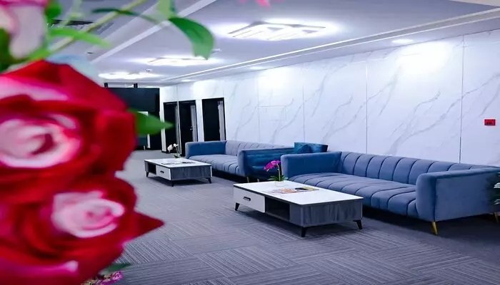 هتل لی پارادایس پالاس